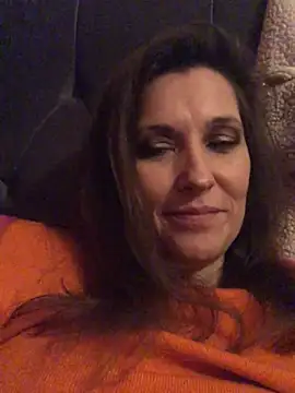 Snapshot of Lwhite1 chatting on 5, 1, 2025 Lwhite1 online show from 5, 1, 2025