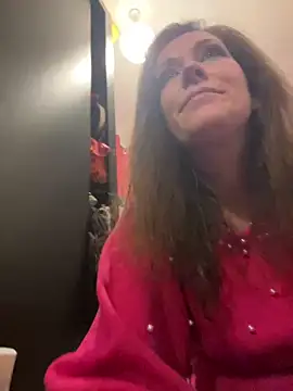 Snapshot of Lwhite1 chatting on 2, 3, 2025 Lwhite1 online show from 2, 3, 2025