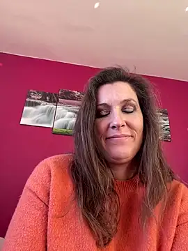 Snapshot of Lwhite1 chatting on 3, 3, 2025 Lwhite1 online show from 3, 3, 2025