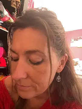 Snapshot of Lwhite1 chatting on 30, 9, 2025 Lwhite1 online show from 30, 9, 2025