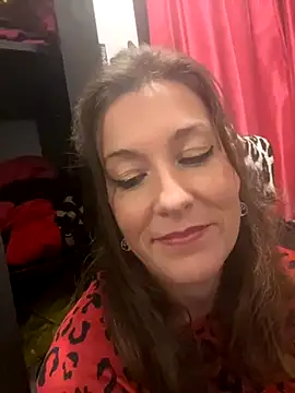 Snapshot of Lwhite1 chatting on 18, 10, 2025 Lwhite1 online show from 18, 10, 2025