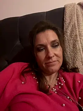 Lwhite1 online show from 12, 11, 2025