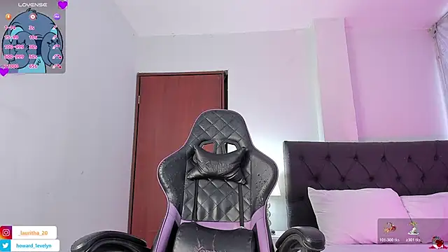 Snapshot of evelyn_23 chatting on 2, 11, 2025 evelyn 23 online show from 2, 11, 2025