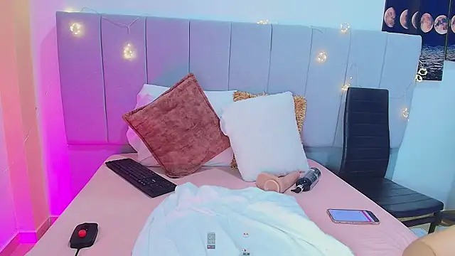 AbrilZannetii online show from 24, 3, 2026