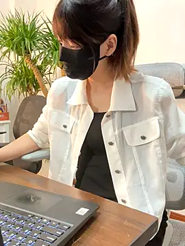 Annabody online show from 7, 11, 2025