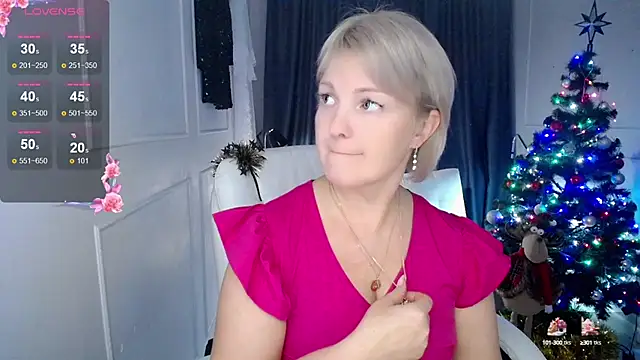 Snapshot of Juarnea chatting on 17, 12, 2024 Juarnea online show from 17, 12, 2024