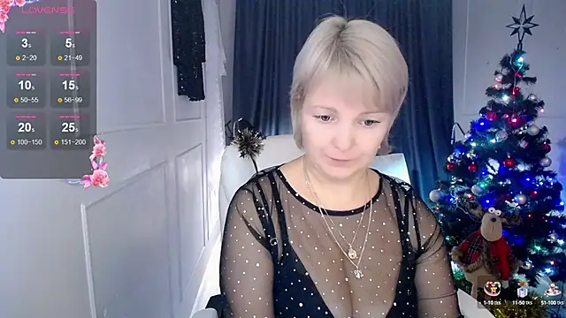 Snapshot of Juarnea chatting on 18, 12, 2024 Juarnea online show from 18, 12, 2024