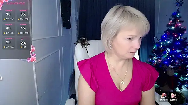 Snapshot of Juarnea chatting on 20, 12, 2024 Juarnea online show from 20, 12, 2024
