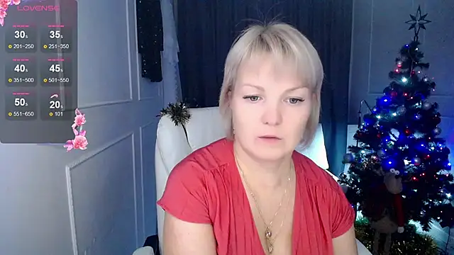 Snapshot of Juarnea chatting on 24, 12, 2024 Juarnea online show from 24, 12, 2024