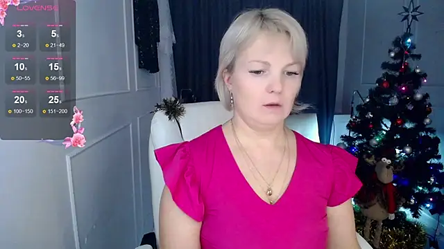 Snapshot of Juarnea chatting on 26, 12, 2024 Juarnea online show from 26, 12, 2024