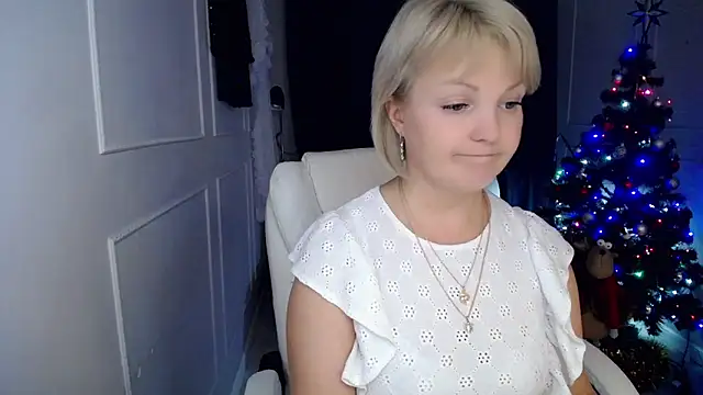 Snapshot of Juarnea chatting on 28, 1, 2025 Juarnea online show from 28, 1, 2025
