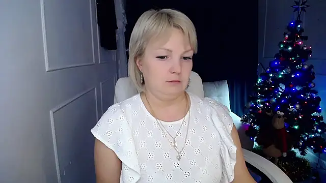 Snapshot of Juarnea chatting on 28, 1, 2025 Juarnea online show from 28, 1, 2025