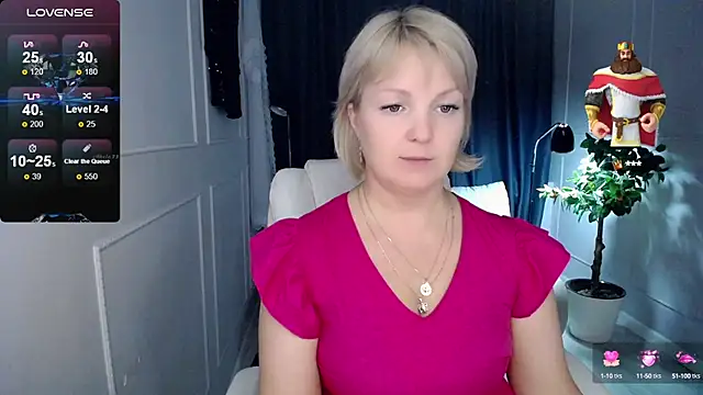 Snapshot of Juarnea chatting on 10, 2, 2025 Juarnea online show from 10, 2, 2025