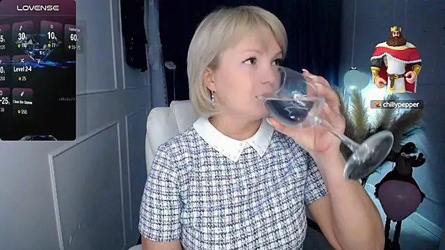 Snapshot of Juarnea chatting on 19, 2, 2025 Juarnea online show from 19, 2, 2025
