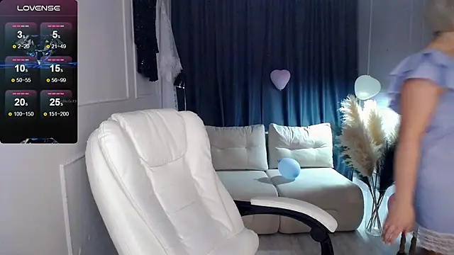 Snapshot of Juarnea chatting on 24, 2, 2025 Juarnea online show from 24, 2, 2025