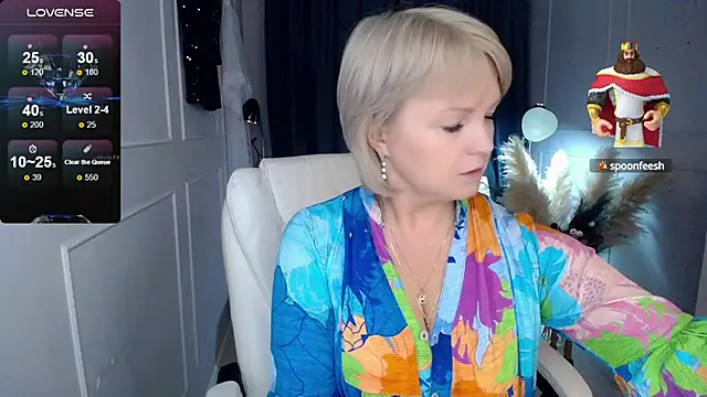 Snapshot of Juarnea chatting on 11, 3, 2025 Juarnea online show from 11, 3, 2025