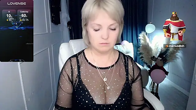 Snapshot of Juarnea chatting on 12, 3, 2025 Juarnea online show from 12, 3, 2025