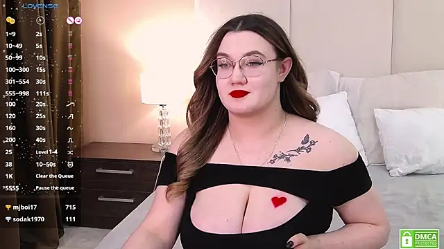 Nancy Mooree online show from 3, 2, 2025