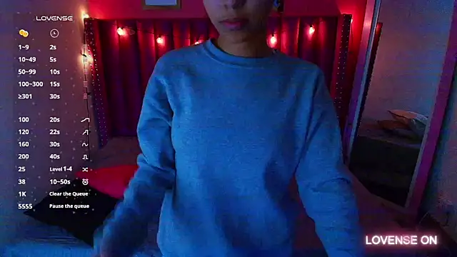 Snapshot of littleebonny chatting on 5, 12, 2024 littleebonny online show from 5, 12, 2024