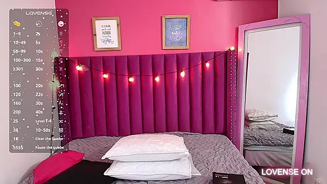 Snapshot of littleebonny chatting on 11, 12, 2024 littleebonny online show from 11, 12, 2024