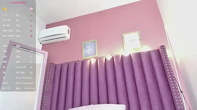 Snapshot of littleebonny chatting on 28, 9, 2025 littleebonny online show from 28, 9, 2025