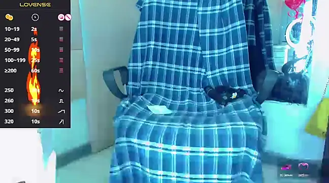 Snapshot of KayleighDreams_ chatting on 16, 2, 2025 KayleighDreams  online show from 16, 2, 2025