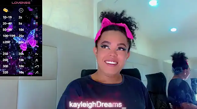Snapshot of KayleighDreams_ chatting on 22, 2, 2025 KayleighDreams  online show from 22, 2, 2025