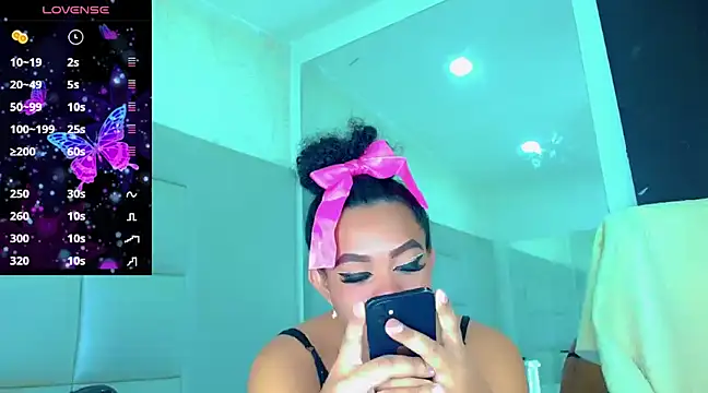 Snapshot of KayleighDreams_ chatting on 23, 2, 2025 KayleighDreams  online show from 23, 2, 2025