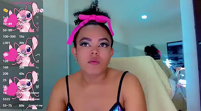 Snapshot of KayleighDreams_ chatting on 24, 2, 2025 KayleighDreams  online show from 24, 2, 2025