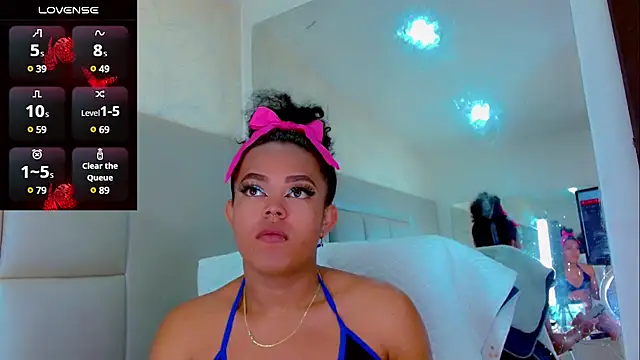 Snapshot of KayleighDreams_ chatting on 11, 3, 2025 KayleighDreams  online show from 11, 3, 2025