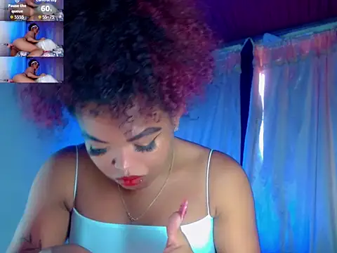 Snapshot of KayleighDreams_ chatting on 19, 9, 2025 KayleighDreams  online show from 19, 9, 2025