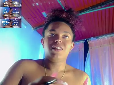 Snapshot of KayleighDreams_ chatting on 25, 9, 2025 KayleighDreams  online show from 25, 9, 2025