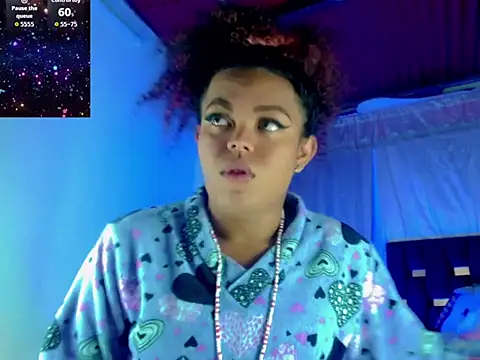 Snapshot of KayleighDreams_ chatting on 13, 10, 2025 KayleighDreams  online show from 13, 10, 2025