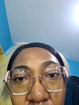 dirtyvictoria online show from 19, 5, 2026
