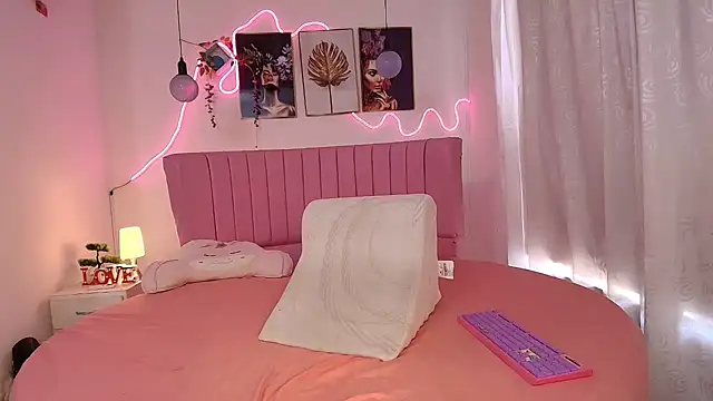 Azul horney online show from 19, 2, 2026