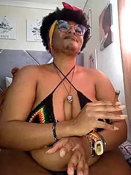 CocoBootyyy online show from 18, 9, 2025