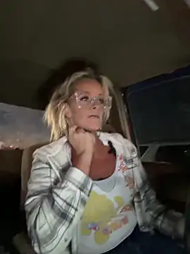 vixendoll87 online show from 12, 2, 2026