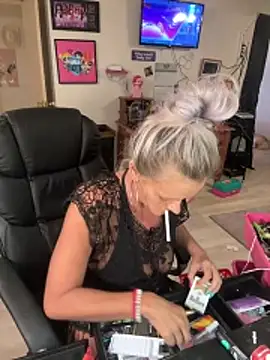 vixendoll87 online show from 14, 5, 2026