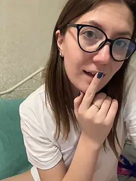 Snapshot of BeatriceTender chatting on 6, 12, 2024 BeatriceTender online show from 6, 12, 2024