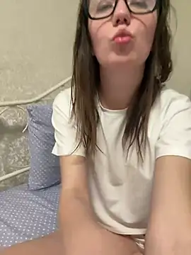 Snapshot of BeatriceTender chatting on 5, 2, 2025 BeatriceTender online show from 5, 2, 2025
