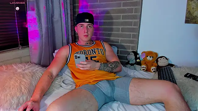 Snapshot of liam_oficial02 chatting on 11, 1, 2026 liam oficial02 online show from 11, 1, 2026