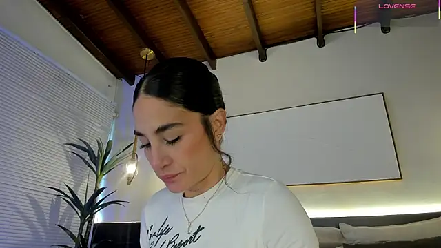 AgattaDuque online show from 13, 6, 2026