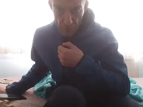 Snapshot of Aktorihann chatting on 15, 10, 2025 Aktorihann online show from 15, 10, 2025