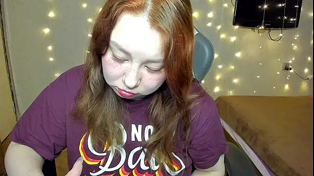 Milafoxxxy online show from 3, 12, 2024