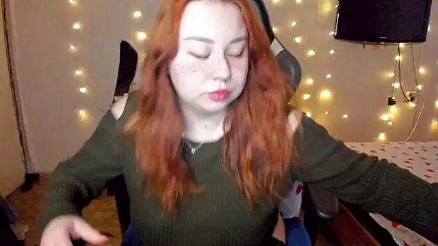 Milafoxxxy online show from 7, 3, 2025