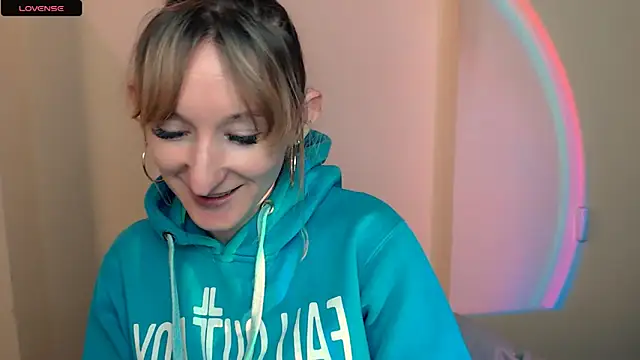 Snapshot of AmandaSell chatting on 30, 9, 2025 AmandaSell online show from 30, 9, 2025