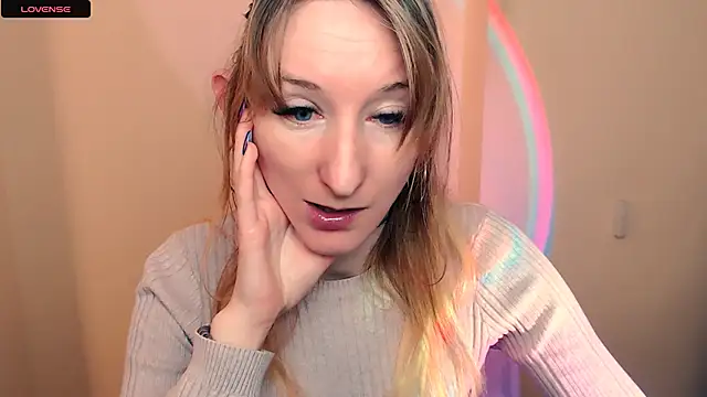 Snapshot of AmandaSell chatting on 24, 10, 2025 AmandaSell online show from 24, 10, 2025