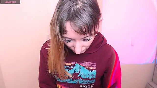 Snapshot of AmandaSell chatting on 5, 3, 2026 AmandaSell online show from 5, 3, 2026