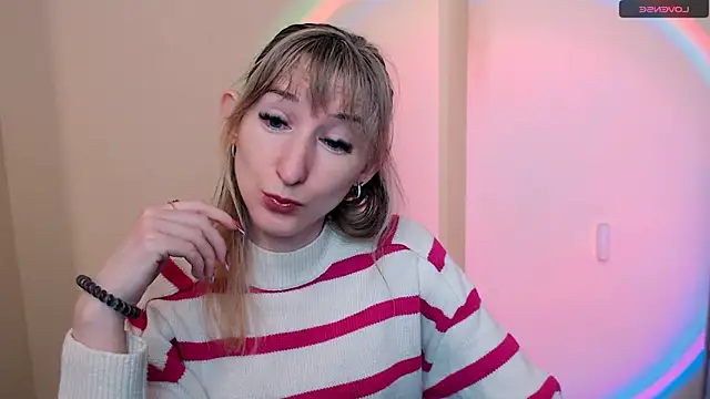 Snapshot of AmandaSell chatting on 16, 4, 2026 AmandaSell online show from 16, 4, 2026