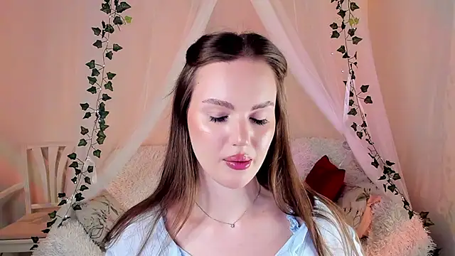 MishkaMe online show from 9, 11, 2025